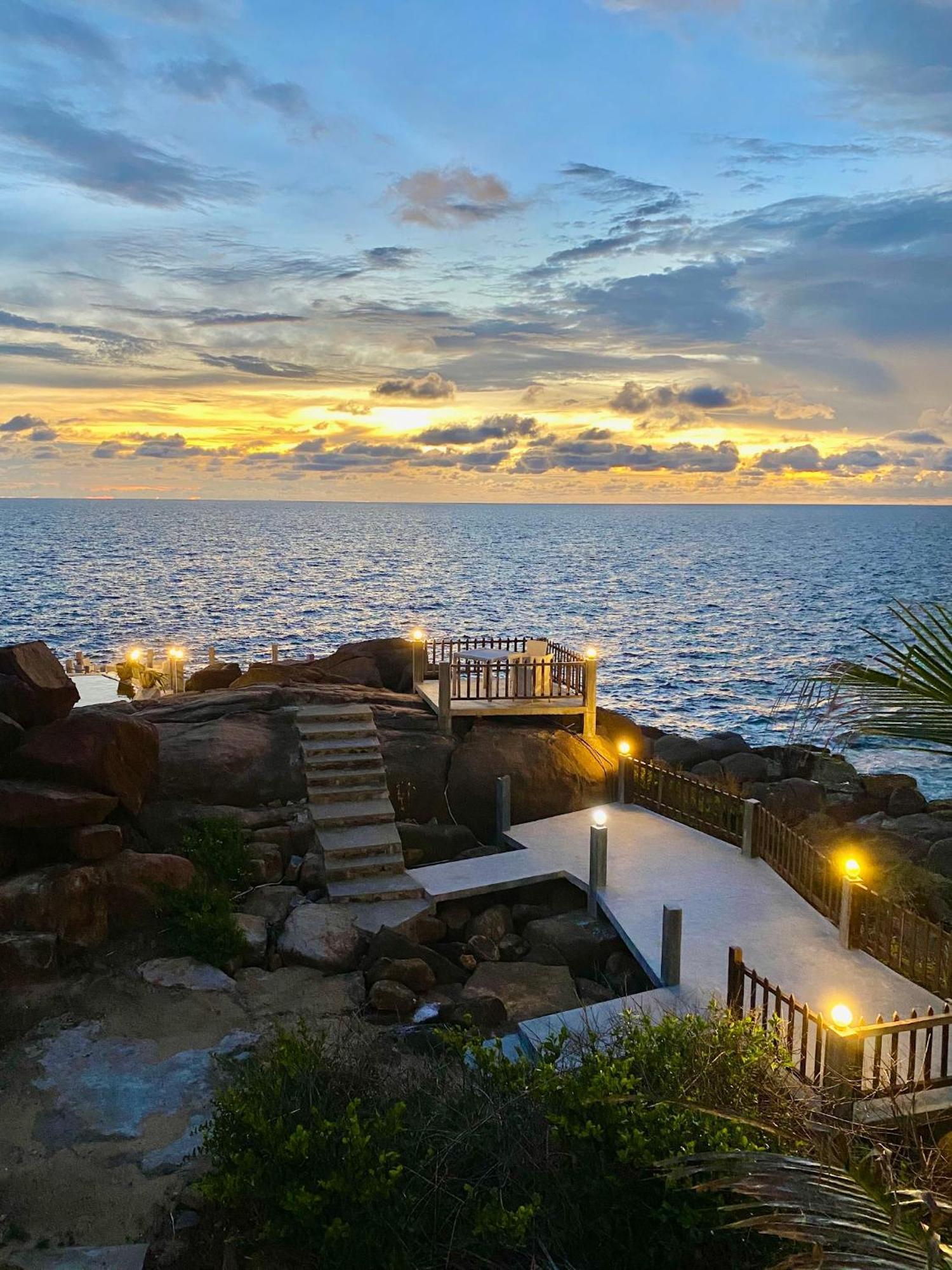 Hotel Zeilan Sunset Point Унаватуна Екстер'єр фото